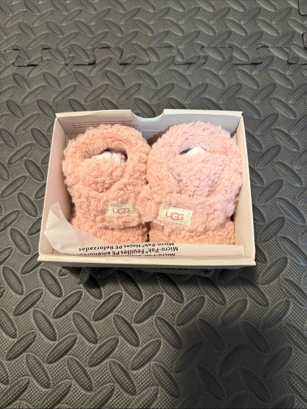 UGG Baby Pink Sherpa Crib Slippers